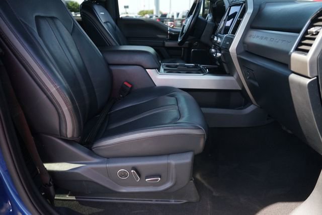 Certified 2022 Ford F350 Platinum w/ Tremor Off-Road Package AWD/4WD image 19