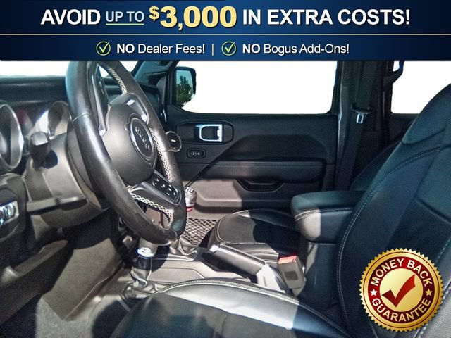 Used 2018 Jeep Wrangler Unlimited Sahara AWD/4WD image 14