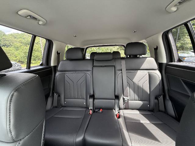 Used 2026 Hyundai Santa Fe SEL AWD/4WD image 6