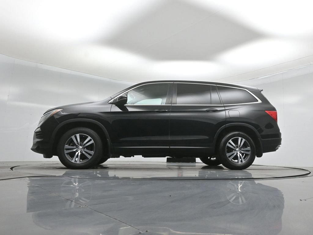 Used 2017 Honda Pilot EX image 21