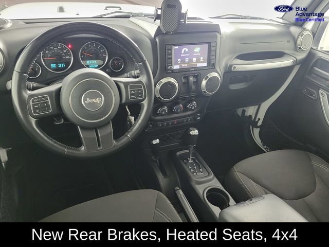 Used 2017 Jeep Wrangler Sahara w/ Connectivity Group image 31
