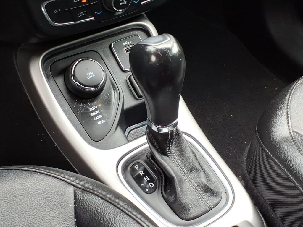 Used 2020 Jeep Compass High Altitude AWD/4WD image 18