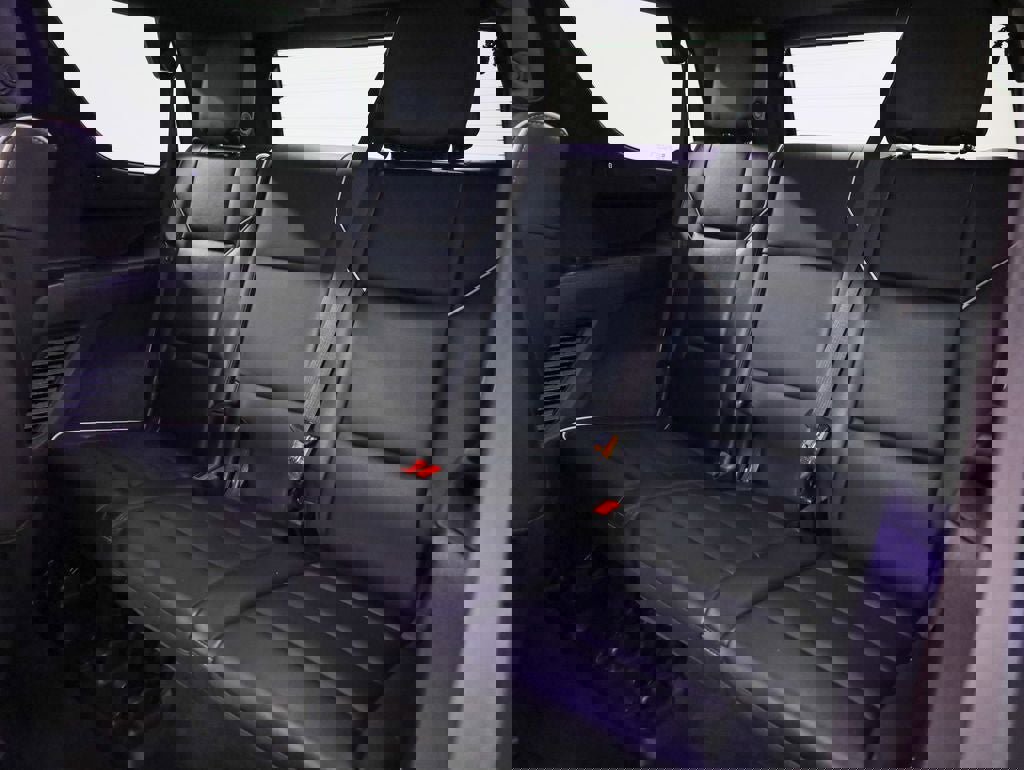 Used 2023 Cadillac Escalade Premium Luxury image 19