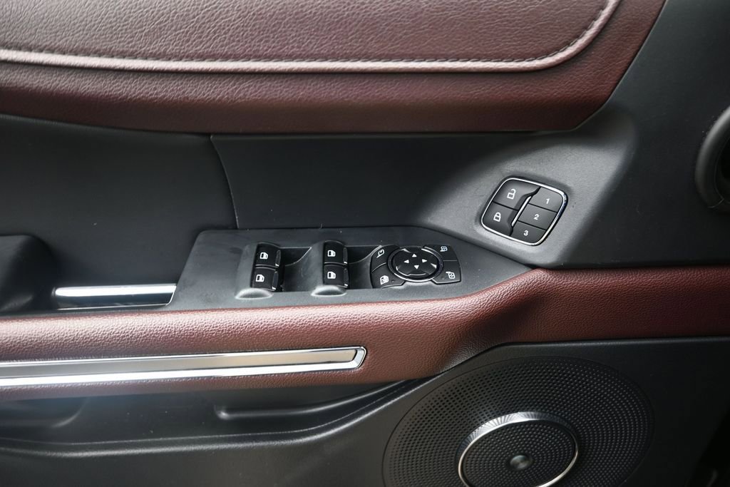 Certified 2024 Ford Expedition Limited RWD image 17