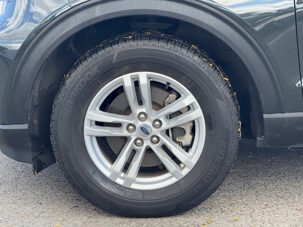 Certified 2022 Ford Explorer XLT w/ Equipment Group 202A image 10