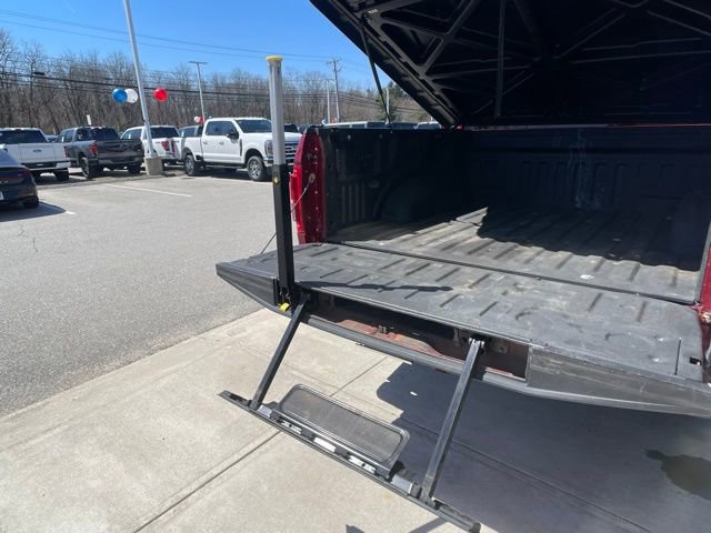 Certified 2017 Ford F150 XLT w/ Equipment Group 302A Luxury image 38