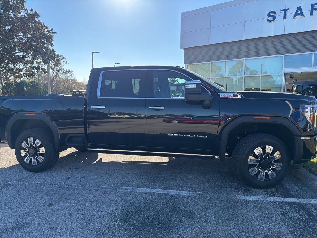 Used 2025 GMC Sierra 2500 Denali w/ Denali Reserve Package image 4