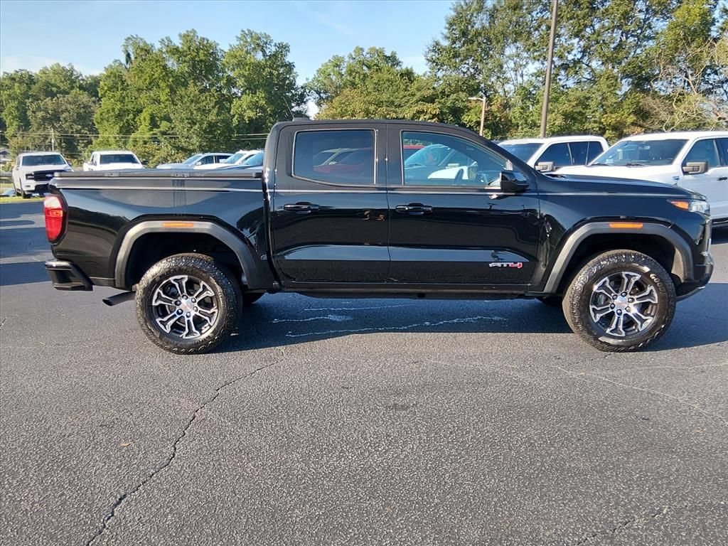 Used 2024 GMC Canyon AT4 w/ Technology Package AWD/4WD image 3