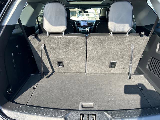 Certified 2022 Ford Explorer XLT w/ Equipment Group 202A image 17