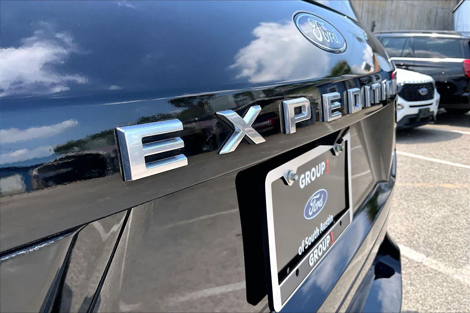 Certified 2025 Ford Expedition Active RWD image 12