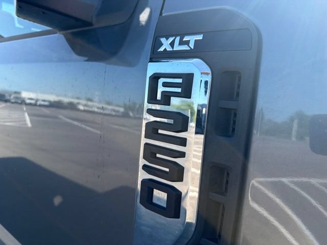 Certified 2023 Ford F250 XLT w/ Snow Plow/Camper Package AWD/4WD image 5