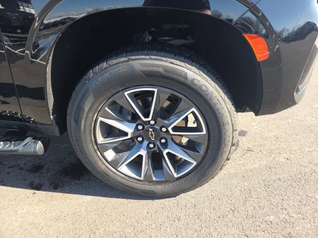 Used 2022 Chevrolet Tahoe Z71 w/ Z71 Off-Road Package image 8