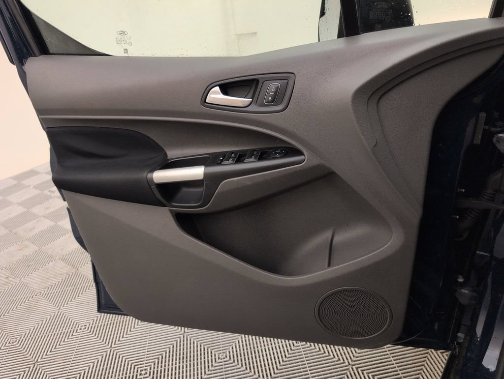 Certified 2019 Ford Transit Connect XLT FWD image 34