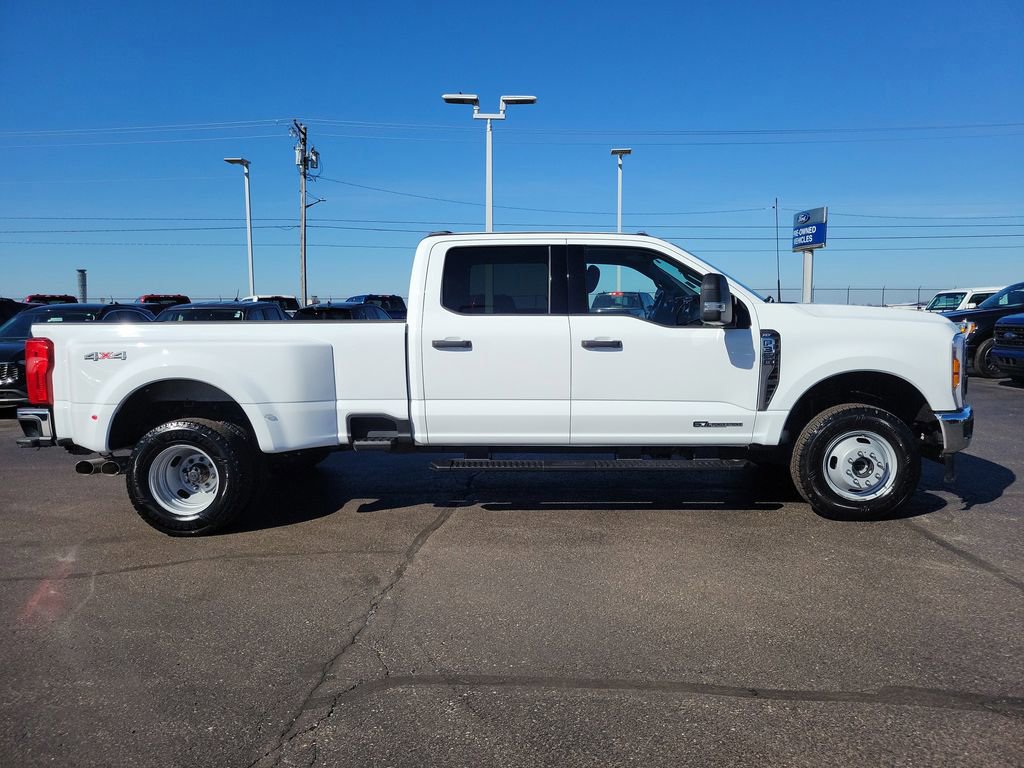 Certified 2025 Ford F350 XLT image 6