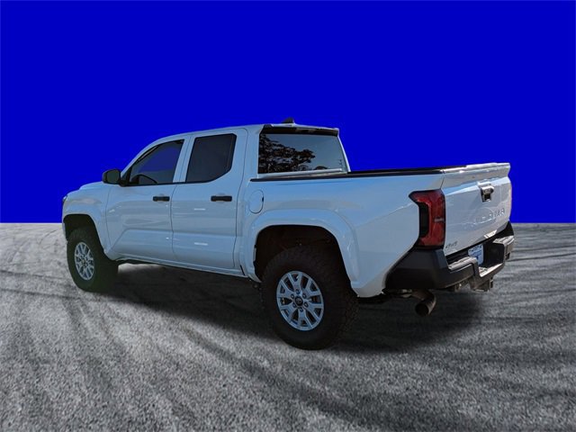 Used 2024 Toyota Tacoma SR image 3