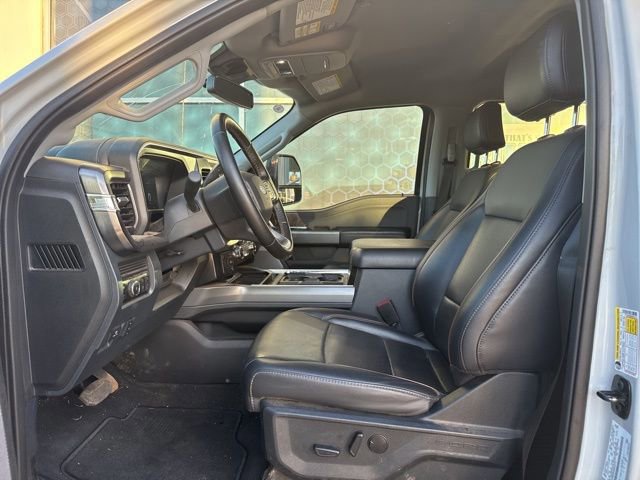 Certified 2025 Ford F350 Lariat AWD/4WD image 9