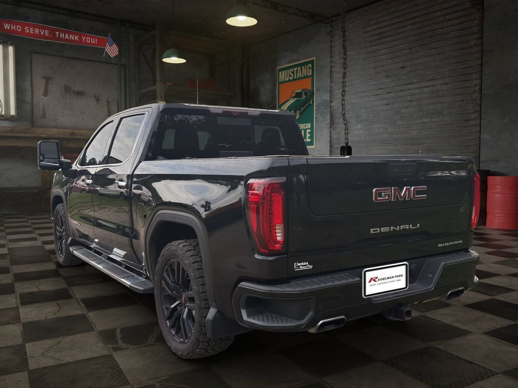 Used 2020 GMC Sierra 1500 Denali w/ Technology Package AWD/4WD image 4