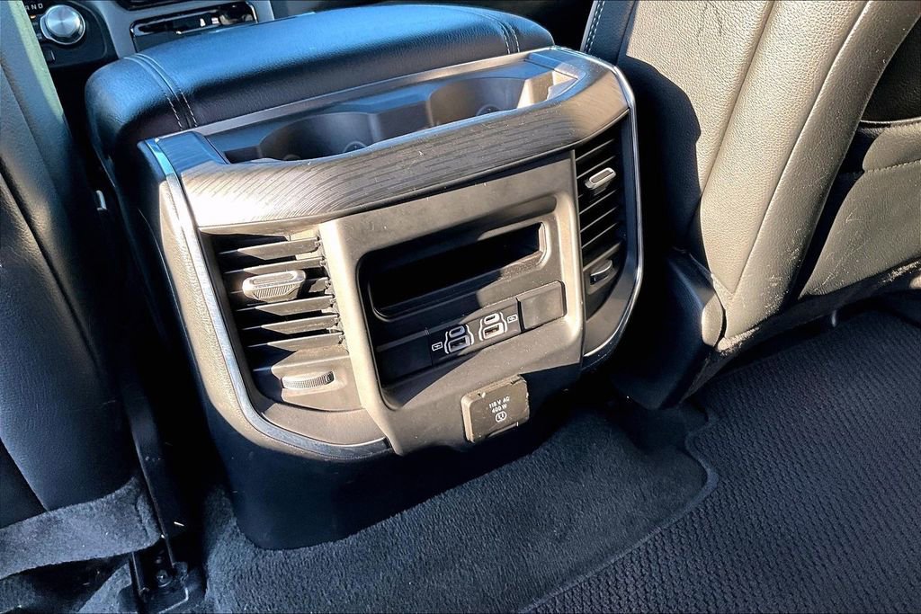 Used 2024 RAM 1500 Laramie AWD/4WD image 11