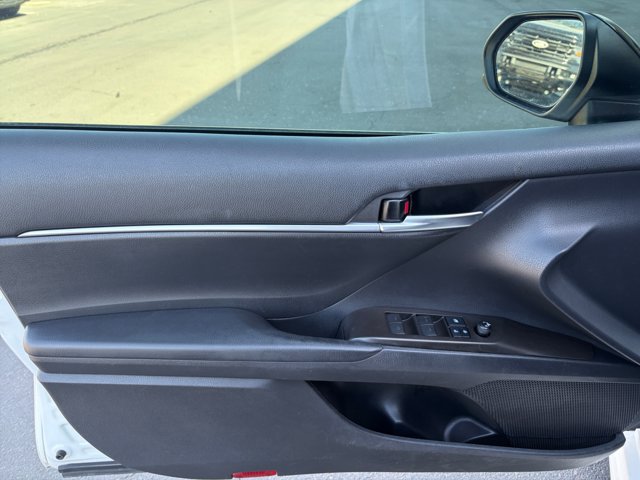 Used 2021 Toyota Camry SE AWD/4WD image 13