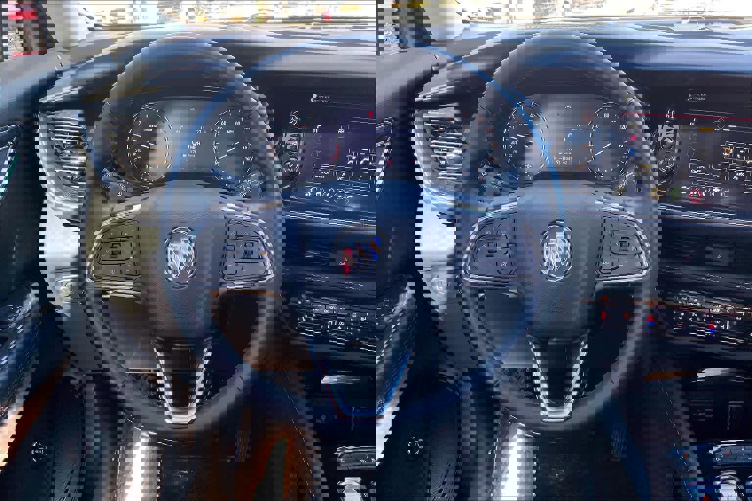 Used 2022 Buick Envision Preferred image 8