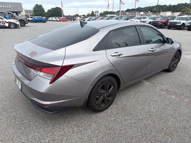Used 2023 Hyundai Elantra SEL FWD image 6