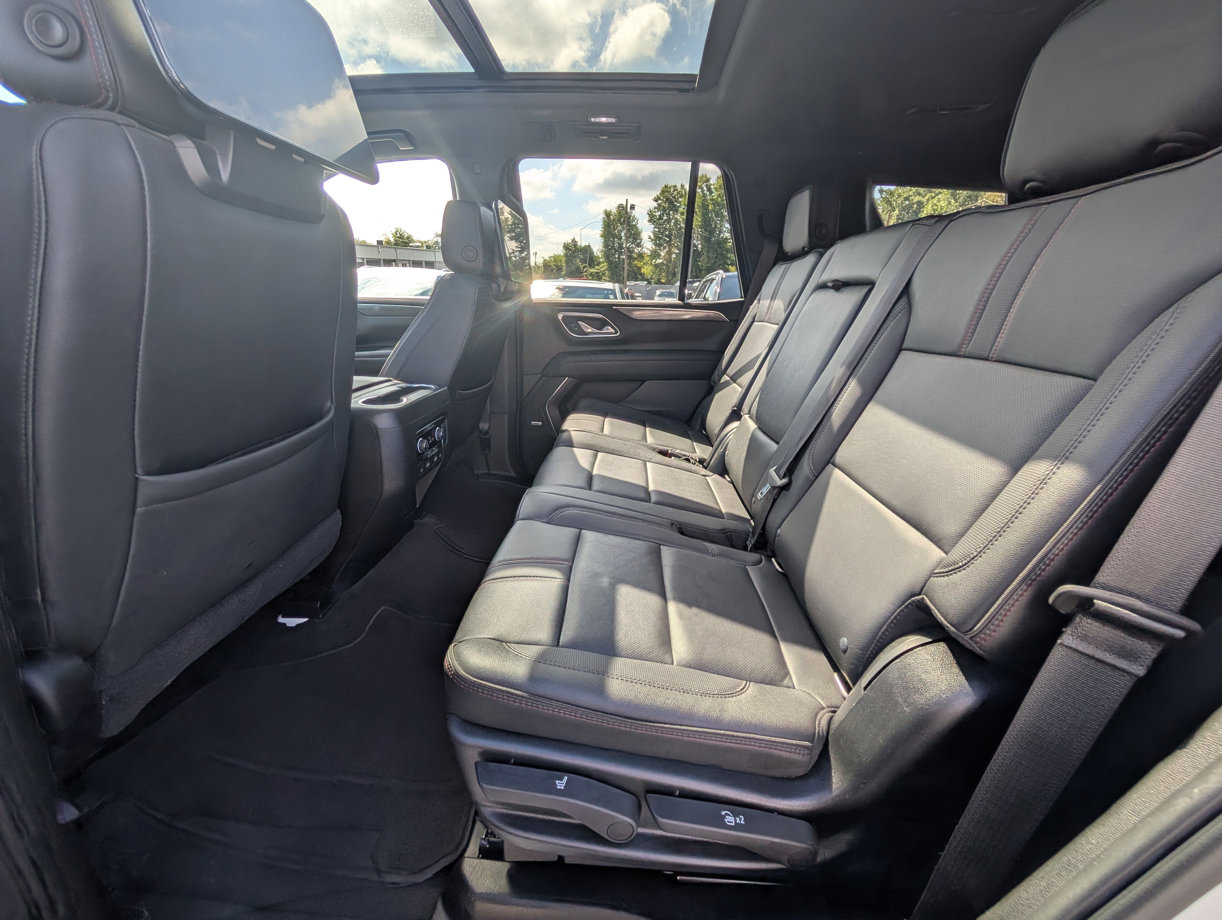 Used 2021 Chevrolet Tahoe RST w/ Rear Media and Nav Package image 18