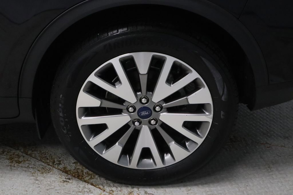 Certified 2022 Ford Escape Titanium image 20
