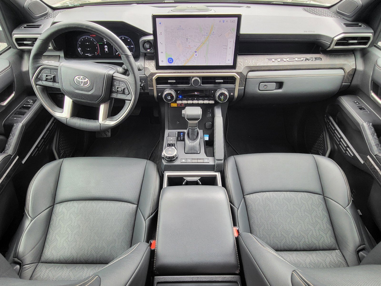 Used 2024 Toyota Tacoma Limited w/ Limited Package (LT) image 13