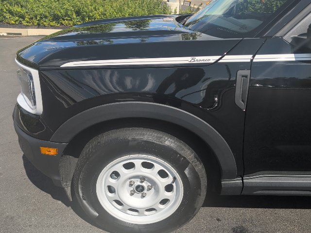 Certified 2025 Ford Bronco Sport Heritage w/ Convenience Package AWD/4WD image 2