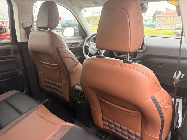 Certified 2025 Ford Bronco Sport Outer Banks w/ Outer Banks Tech Package+ AWD/4WD image 30