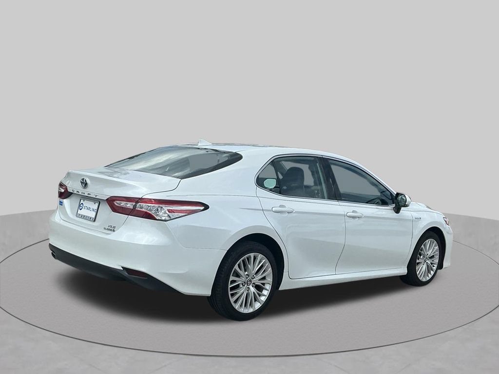 Used 2020 Toyota Camry XLE FWD image 10