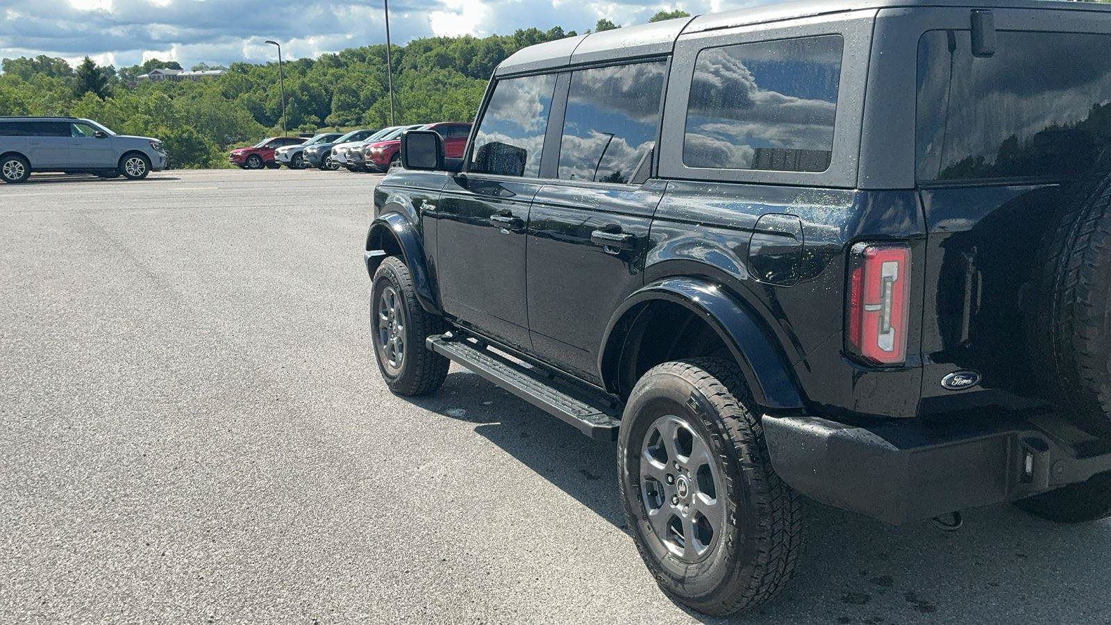 Certified 2024 Ford Bronco Outer Banks AWD/4WD image 9