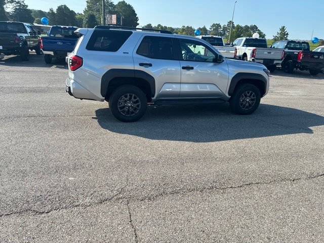 Used 2025 Toyota 4Runner SR5 AWD/4WD image 45