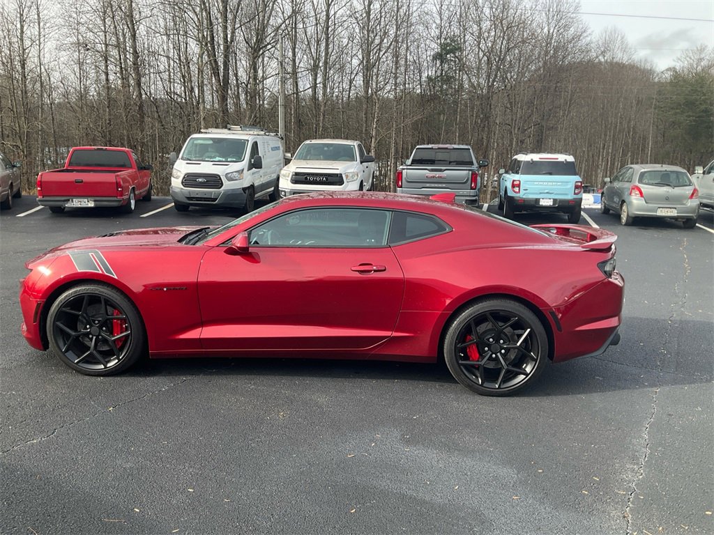 Used 2022 Chevrolet Camaro SS w/ Design Package 1 image 8