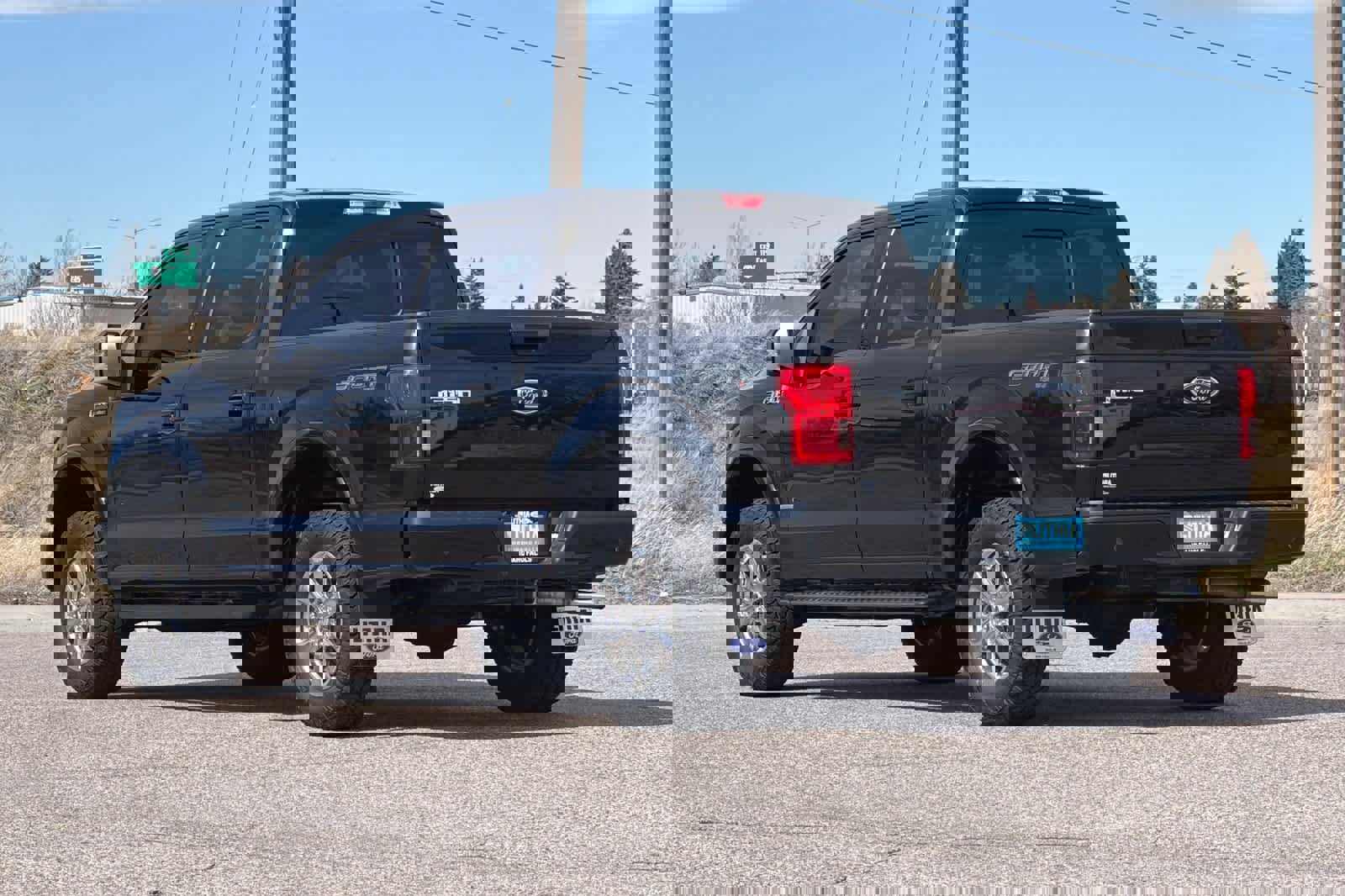 Certified 2017 Ford F150 XLT w/ Equipment Group 302A Luxury image 3