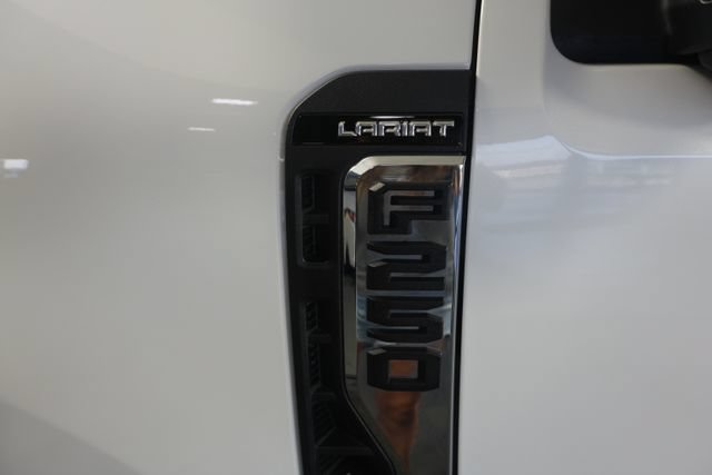 Certified 2023 Ford F250 Lariat w/ Lariat Ultimate Package AWD/4WD image 11