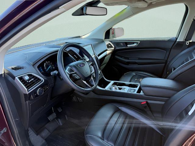 Certified 2024 Ford Edge SEL w/ Convenience Package AWD/4WD image 4