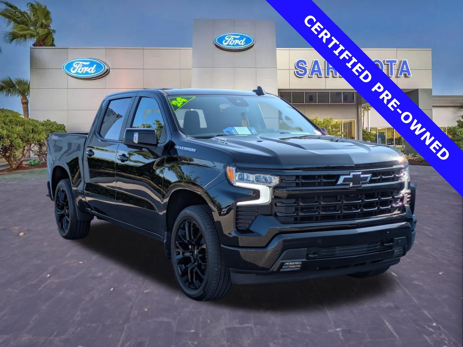Used 2024 Chevrolet Silverado 1500 RST w/ Convenience Package II AWD/4WD image 1