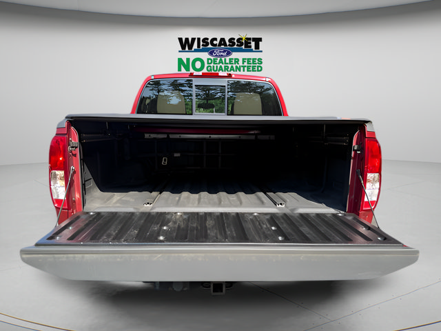 Used 2017 Nissan Frontier SV w/ SV Value Truck Package AWD/4WD image 13