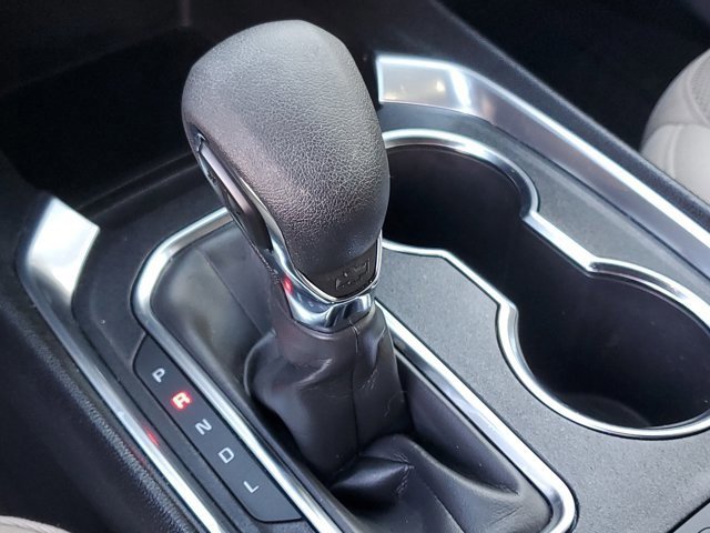 Used 2023 Chevrolet Traverse LS image 27