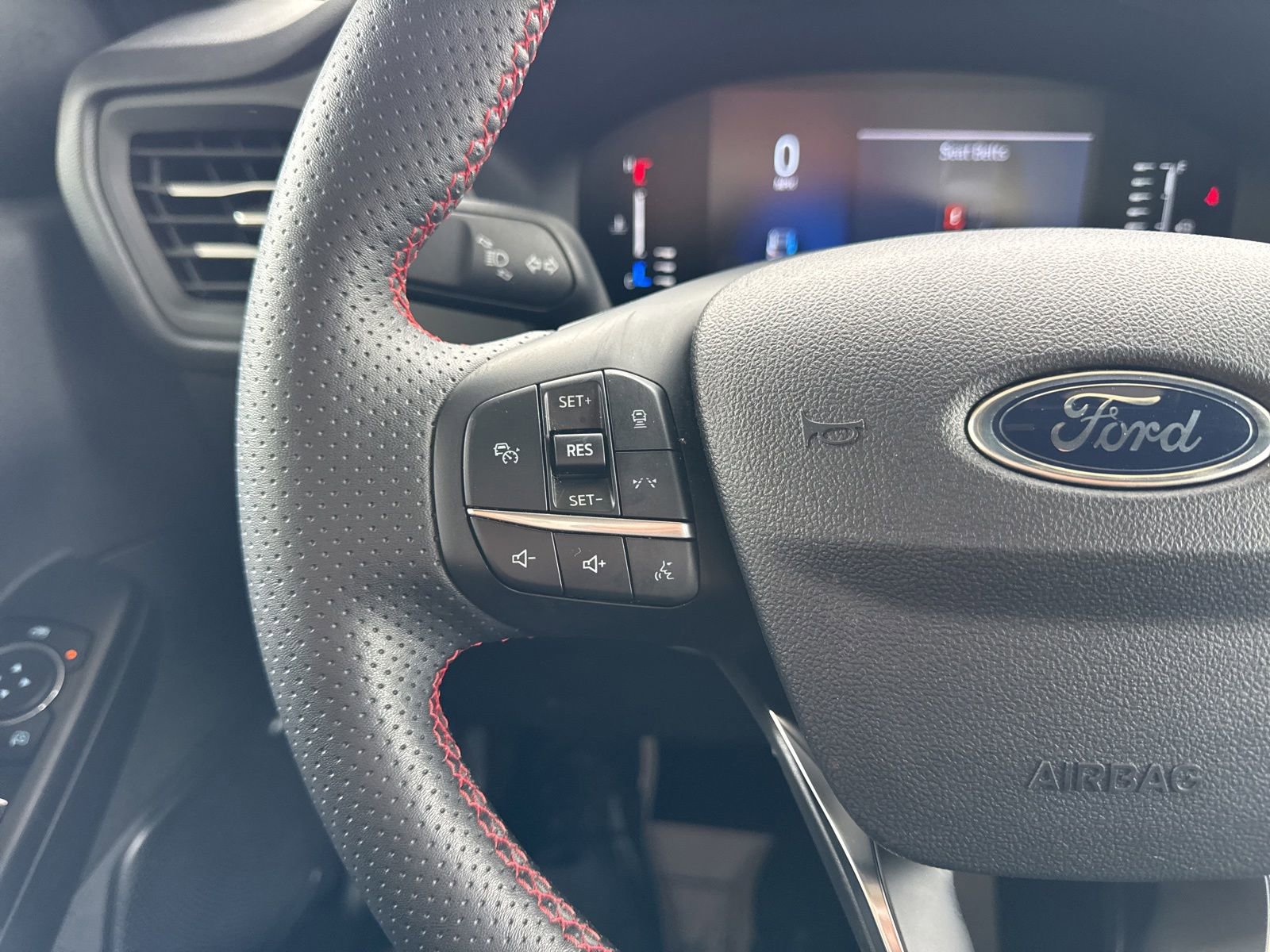 Certified 2024 Ford Escape ST-Line w/ Tech Pack #1 AWD/4WD image 28