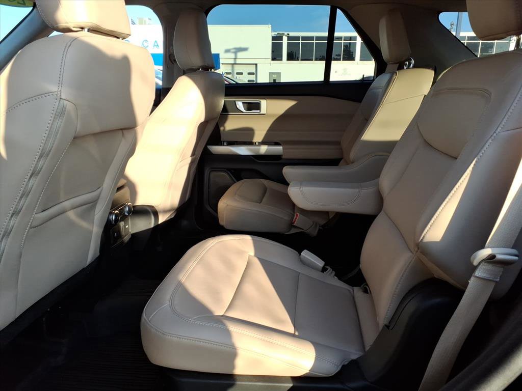 Certified 2023 Ford Explorer XLT w/ Equipment Group 202A image 12