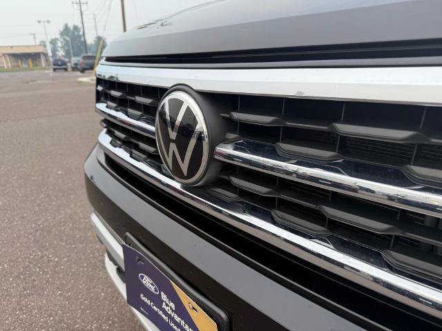 Used 2022 Volkswagen Atlas Cross Sport SE w/ Black Wheel Package AWD/4WD image 9