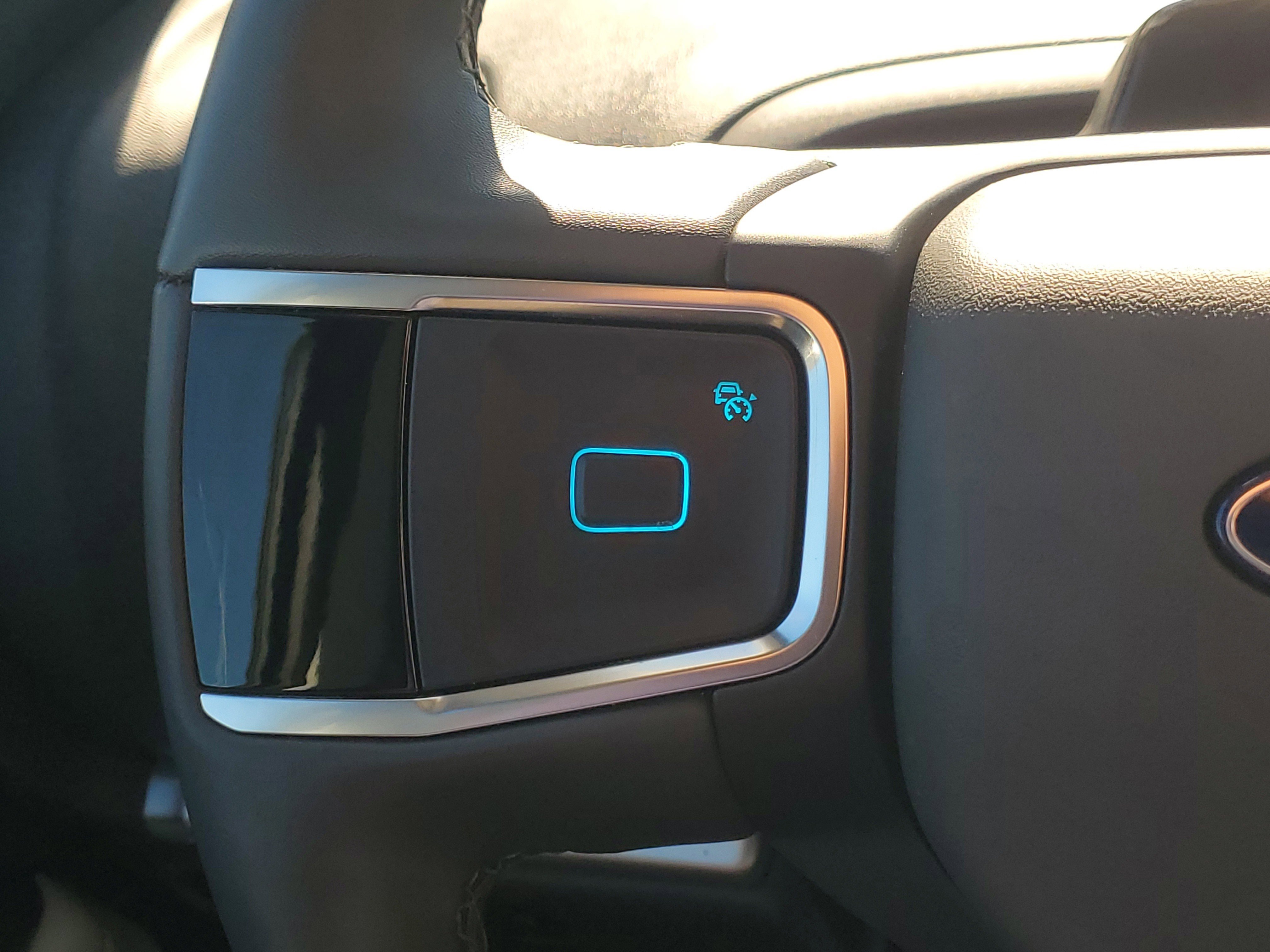 Certified 2025 Ford Expedition Max Active image 28