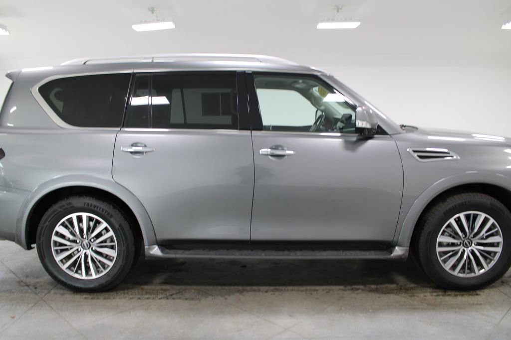 Used 2024 Nissan Armada SL image 6