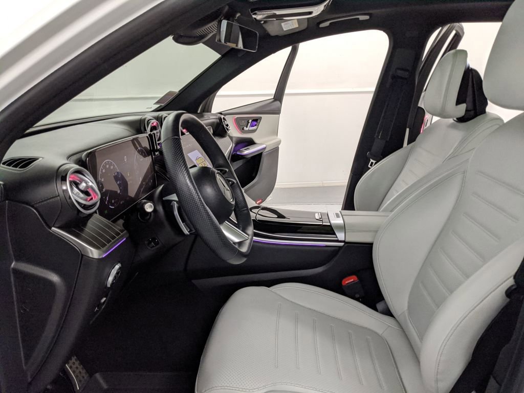 Used 2023 Mercedes-Benz GLC 300 4MATIC image 15