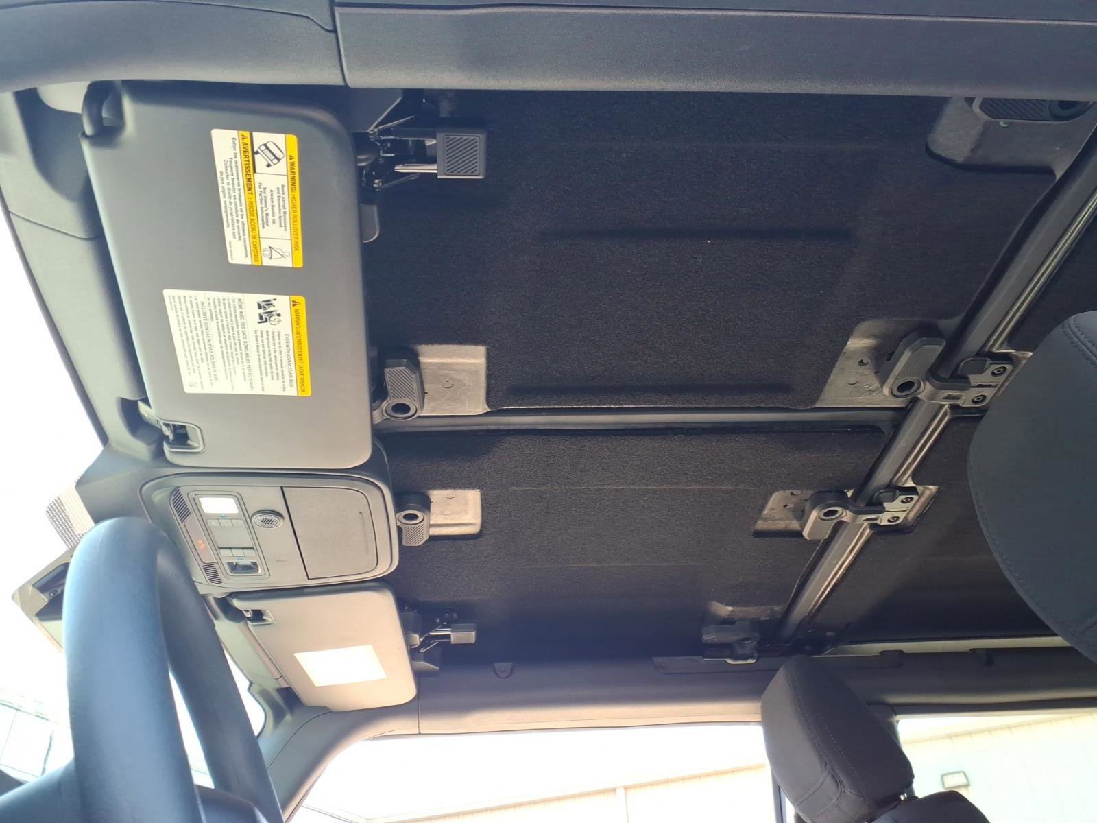 Certified 2025 Ford Bronco 2-Door w/ Sasquatch Package image 19