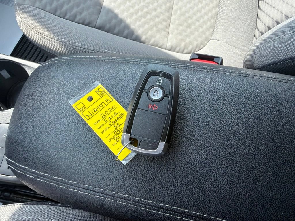 Certified 2020 Ford Escape SE FWD image 20
