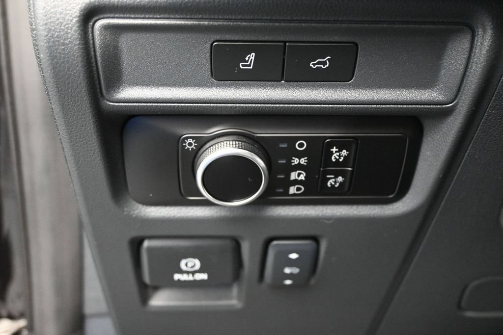 Certified 2024 Ford Expedition XLT AWD/4WD image 12