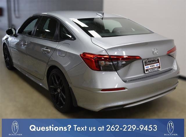 Used 2023 Honda Civic Sport image 3